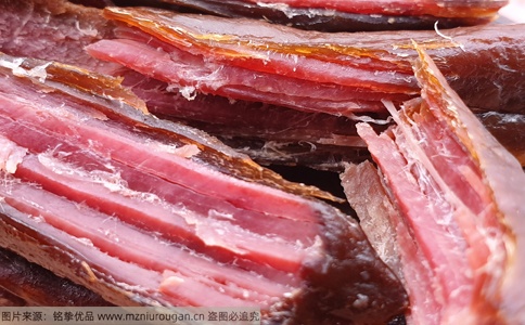 牛肉干对比鸡肉干有哪些优势